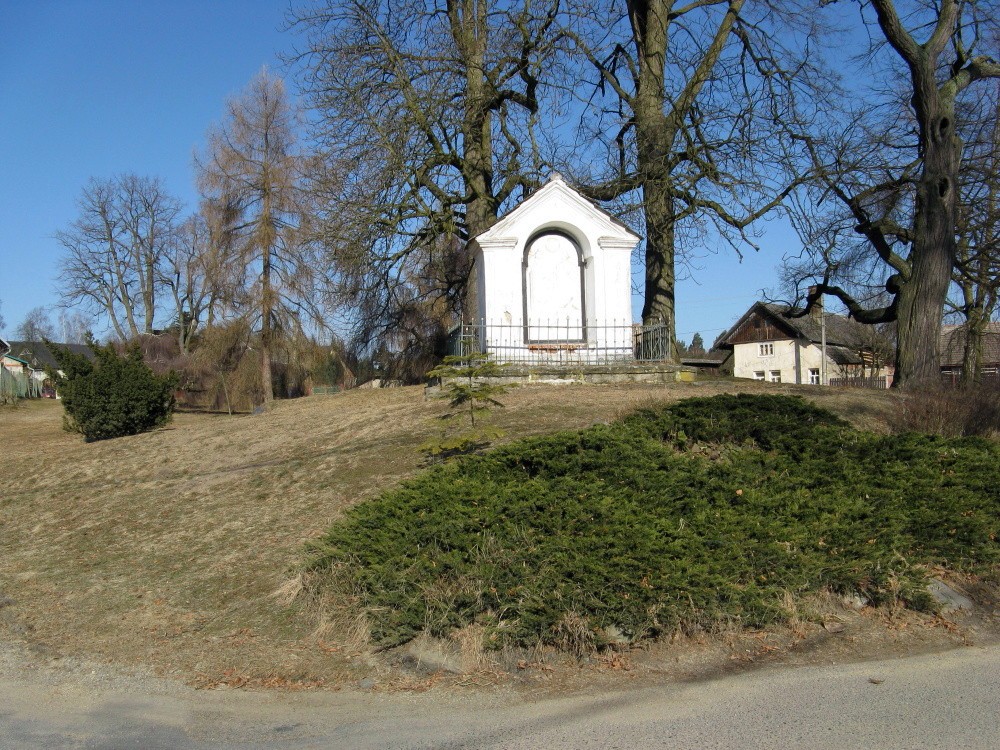073_nosalovska-kaple-nejsvetejsi-trojice--stav-pred-obnovou